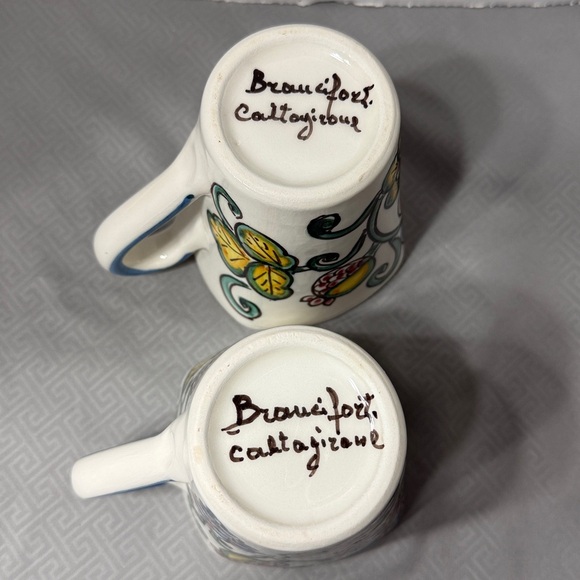 Branciforti Caltagirone Italy HandPainted Flower Leaf Design Mugs Cups Set of 2 - Picture 6 of 10